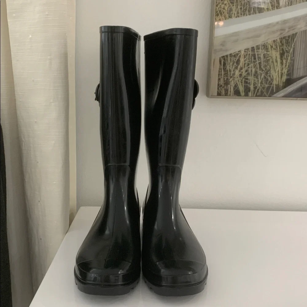 Capelli NY Black Rain Boots with Floral Accents size 10